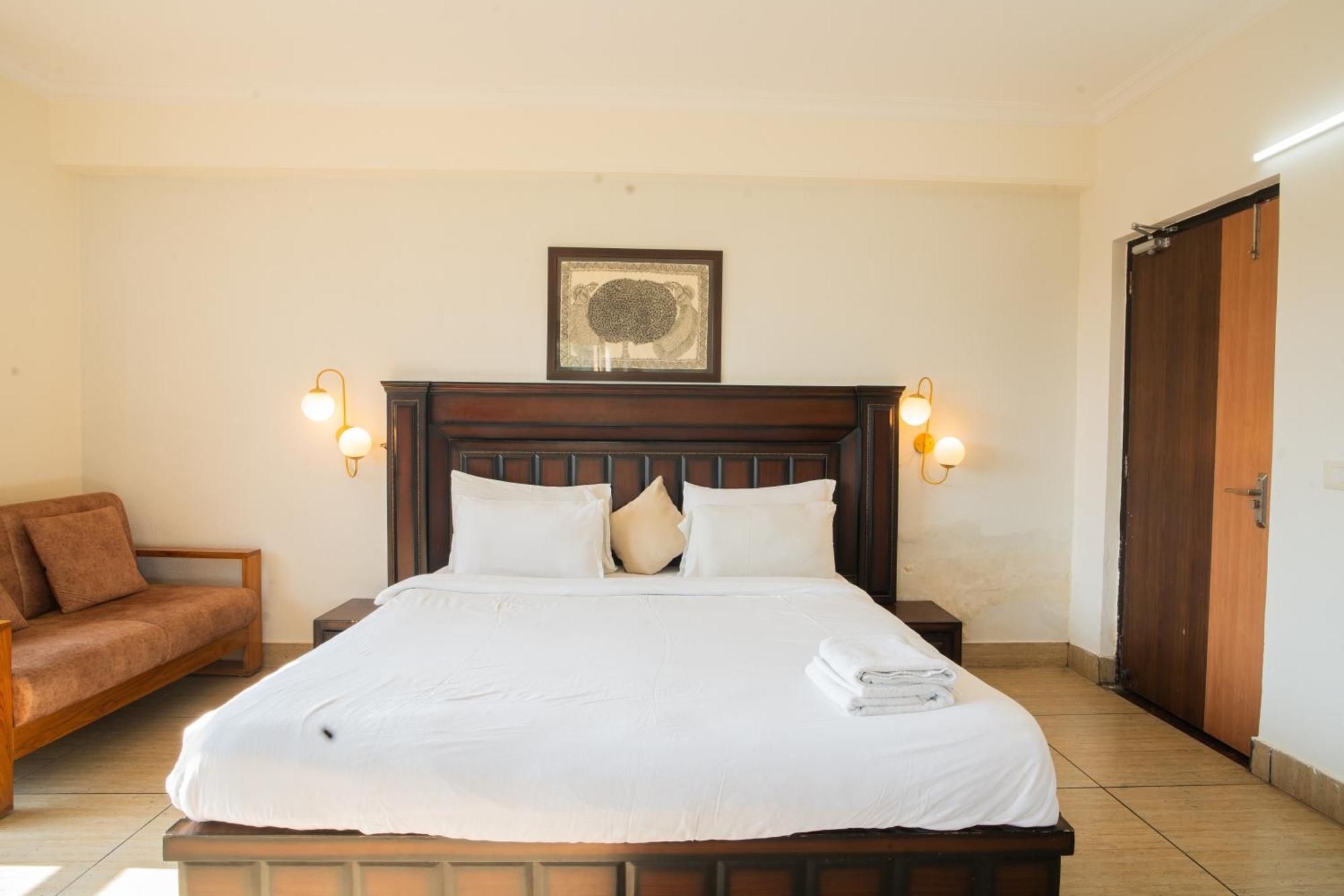 Luxury Aloha Apartments, Rishīkesh 外观 照片